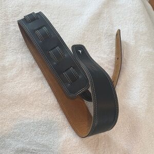 Nefelibata Leather Guitar Strap